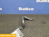 Кронштейн нижнего спальника левый